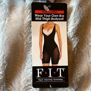 Body shaping Mid-thigh body suit. NWT size large
